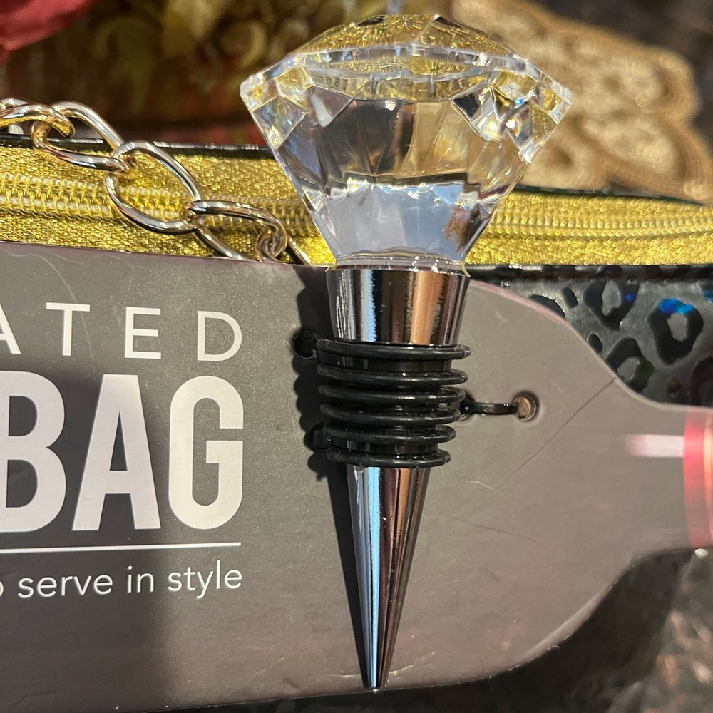 Black Patent Leopard Print Insulated Wine Bag & Diamond Bottle Stopper - Picture 9 of 11